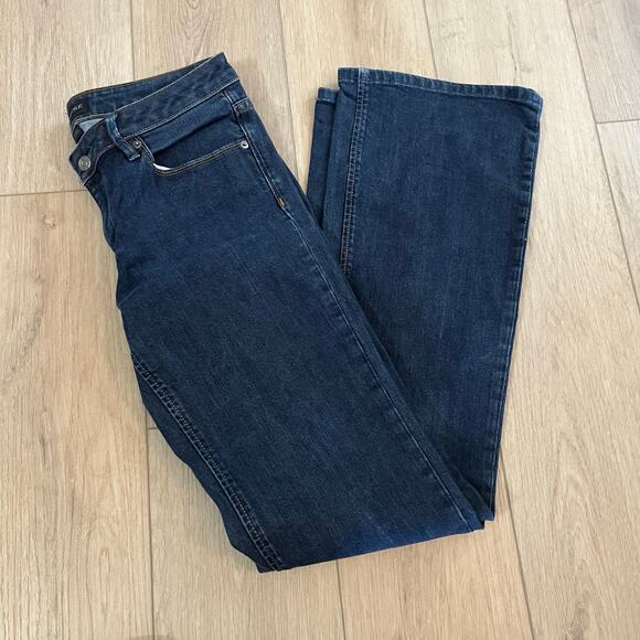 Banana Republic Women’s Dark Wash Boot Cut Jean Sz 28L - Picture 1 of 8